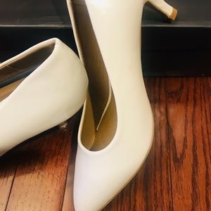 Riverberry White Kitten Heel